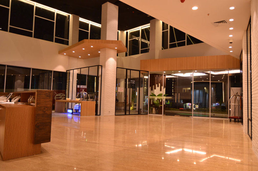 Ibis Budget Cikarang Festival Bekasi Luaran gambar